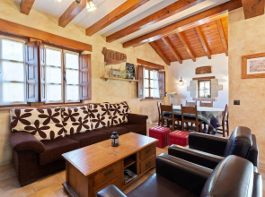 Villa With 4 Bedrooms in Bizkaia, With Wonderful Mountain View, Private Pool and Enclosed Garden Near the Beach