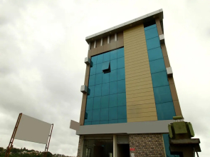 OYO 14360 Park Inn