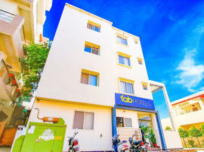 FabHotel Comfortable Stay