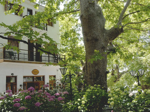 Kritsa Gastronomy Hotel