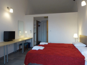 Rene Hotel