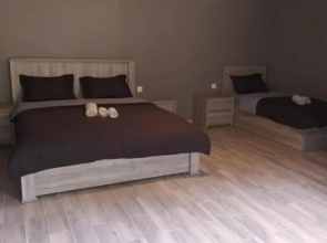 Guest House Nikoloz