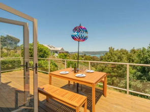 Hosts on the Coast Rural and Sea Vista