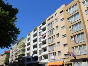 Icke Apartments