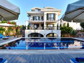 Villa Tn Hotel - Adulst Only