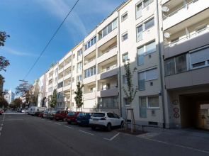 Cosy apartment near VIC (UNO City)