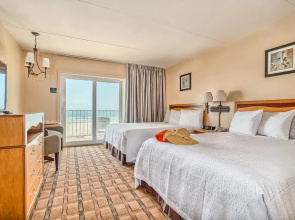 Reges Oceanfront Resort