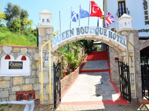 Queen Boutique Hotel
