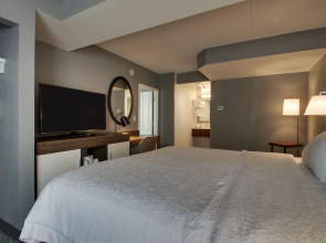 Hampton Inn & Suites Chicago/Aurora