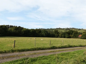 Lowdale Barns West