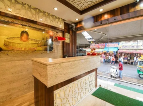 Anroute Stays 111 - Opposite Mahakal Temple