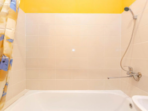 Cosmos (Космос) на улице Куйбышева