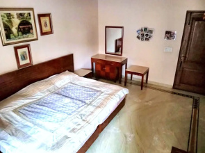 Captivating 2-bed Apartment in New Delhi