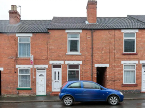 Spacious & Unique Family and Contractor House & Parking & A1 Road by ComfyWorkers