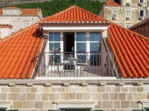 Sensational Dubrovnik Villa Villa Filia 4 Bedrooms Overlooking Dubrovnik City Walls Old Town