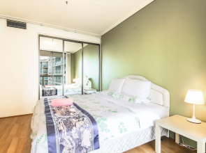 Amazing Location Cozy Stay with Parking