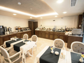 Antusa Palace Hotel & Spa