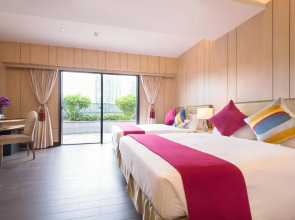 Noah's Ark Hotel & Resort