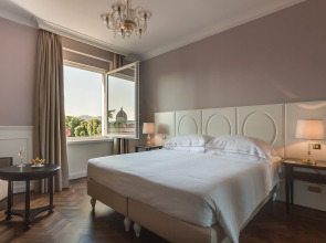 Plaza Hotel Lucchesi