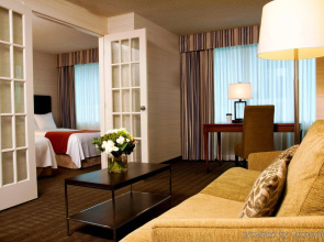 Cambridge Suites Toronto