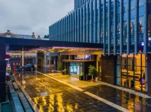 Lingzhi Hotel Duyun