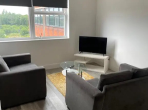 #0611 Two bedroom serviced apartment - free parking