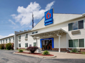 Studio 6 Altoona, IA - Des Moines East