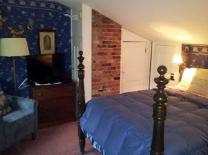 William Seaward Inn