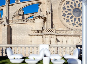 Puerta Catedral Art Gallery