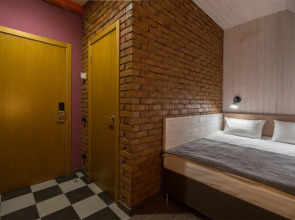 Отель «Станция Народная»