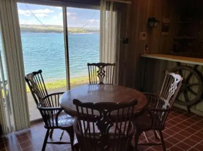 Table Rock Lake House