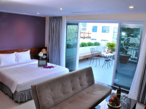 White Lotus Hotel Saigon