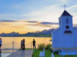 Xi Yan Xiao Zhu Homestay