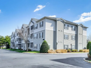 Community Pool & Private Balcony: Chic Lewes Gem