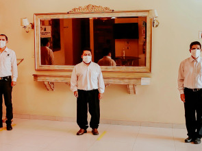 Hotel Manhattan Inn Airport