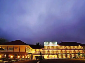 Grand Kanaya Baturraden Hotel
