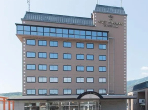 Ozu Plaza Hotel