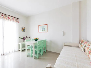 Theoxenia Apartments
