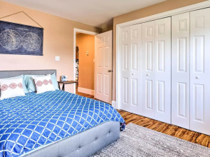 Coastal Abode w/ Beach Views, Walk to Beach & Bars