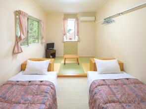 Atagawa Onsen Mediterranean Pension Knossos