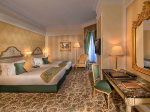 Royal Rose Abu Dhabi, a Curio by Hilton Affiliated Hotel