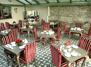 Erten Konak - Special Class