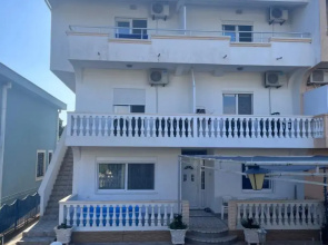 Curani Apartments