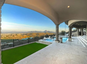 Tuscan Beauty With Incredible Views!