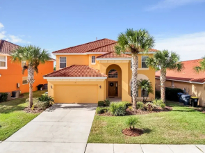 6 Br Pool Home with Spa and Game Room