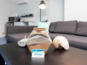 Airlie Sun & Sand  4