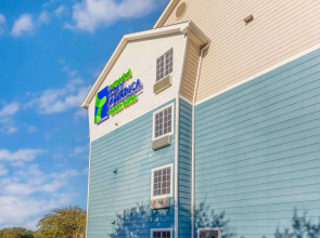 Extended Stay America Select Suites - Wilmington - West