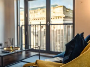 City View - A Stunning 2 Bed Apartment