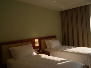 Thong's Inn - KNO Kualanamu Transit Hotel