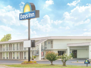 Days Inn by Wyndham Ripley